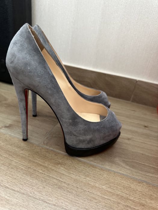 Продам туфлі Christian Louboutin оригінал