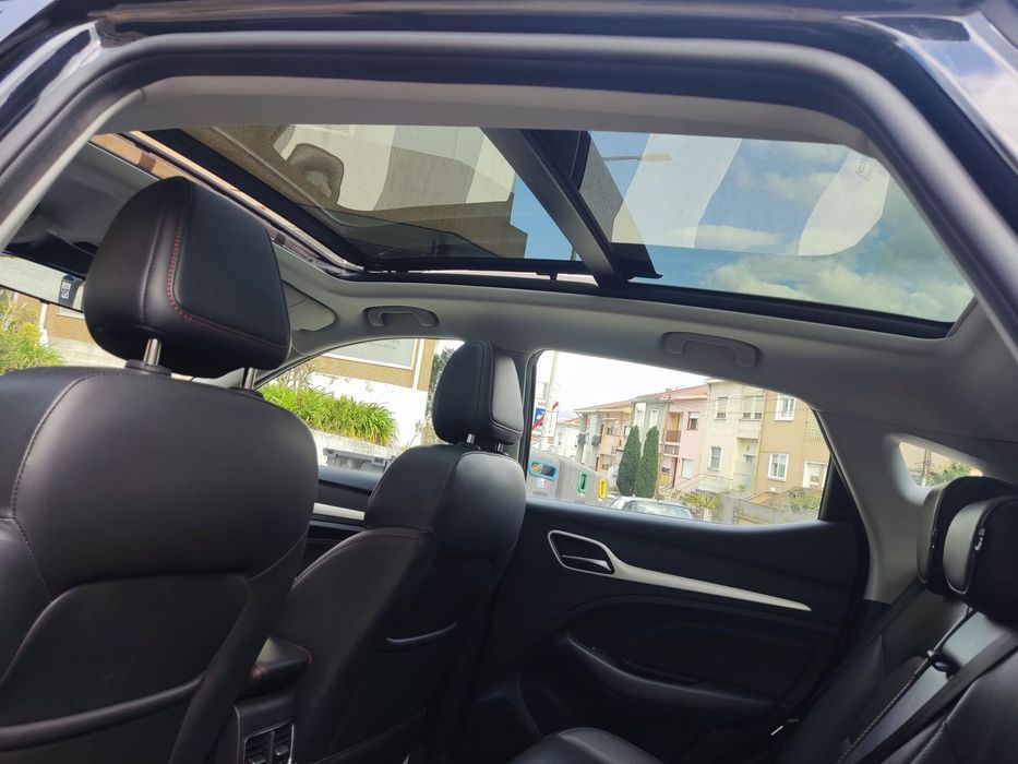 MG ZS EV 72.6 kWh Luxury