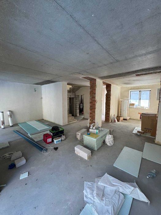 ПРОДАЖ котеджу у центрі с.Брюховичі, 135м2, центральні комунікації