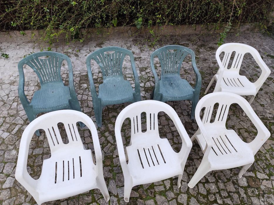 Cadeiras de Jardim - Conjunto de 7