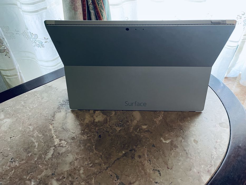 Windowos 10 pro surface