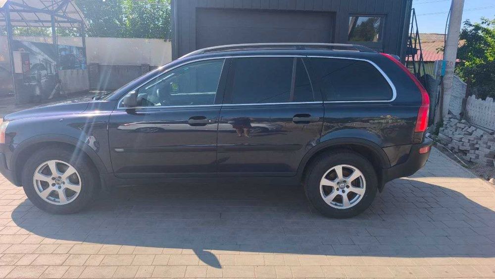 Volvo XC90 D5 AWD 2006 | Автомат | 185 к.с. | Повний привід