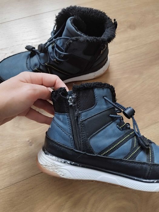 Дитячі черевики на теплу зиму