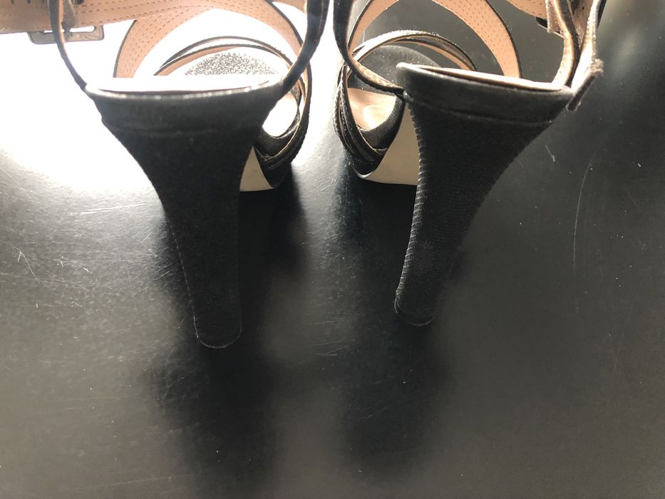 Sandalias de salto pretas