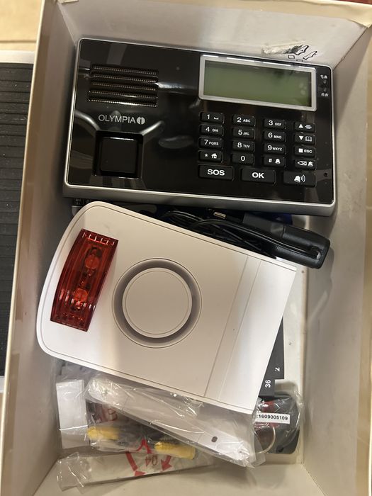 Bezprzewodowy Alarm GSM Olympia Protect 9030 • Kompletny Zestaw