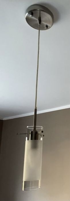 Lampa wiezaca szkło