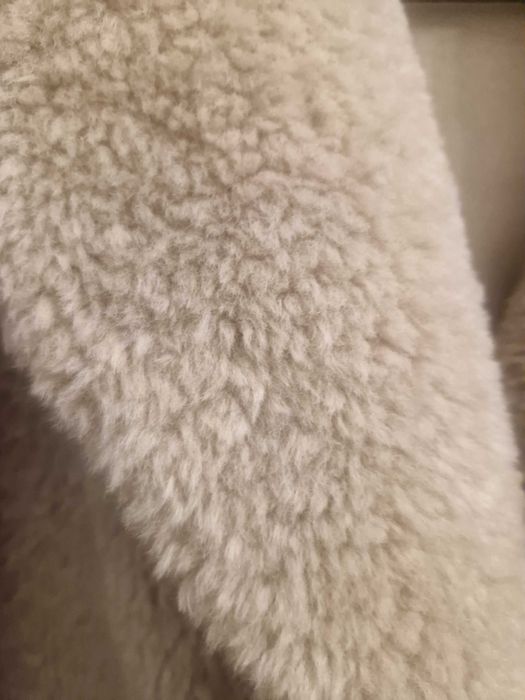 Sztuczne futro beżowe