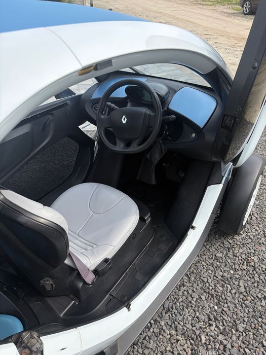 Samochód elektryczny zarejestrowany i ubezpieczony zadbany Renault Twizy 80 kat. B1/B