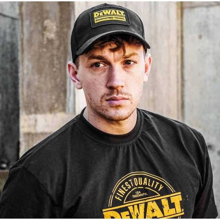 Кепка DeWALT чорна  універсальна захист від сонця