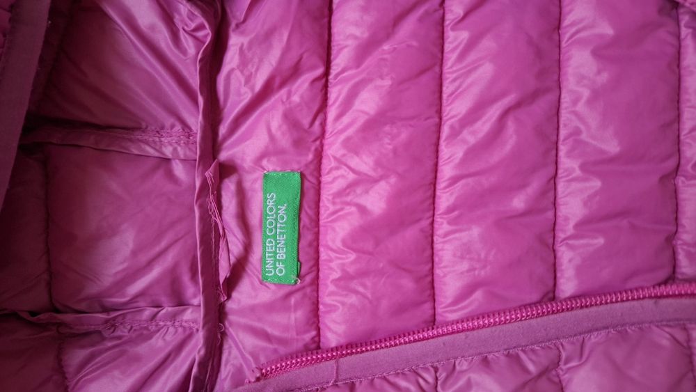 Курточка Benetton для дівчинки 116 см