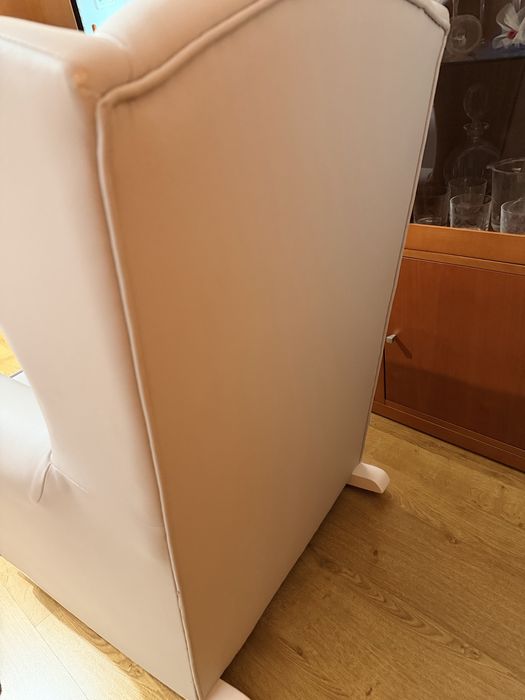 Cadeirão de Amamentaçao - Micuna