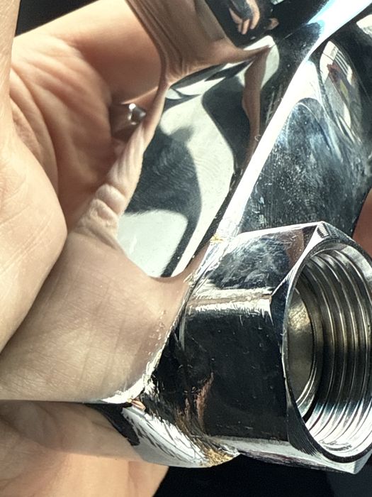 Кран-змішувач в ванну