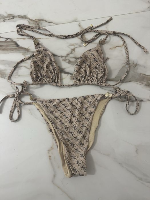 Strój kąpielowy marki guess rozmiar m