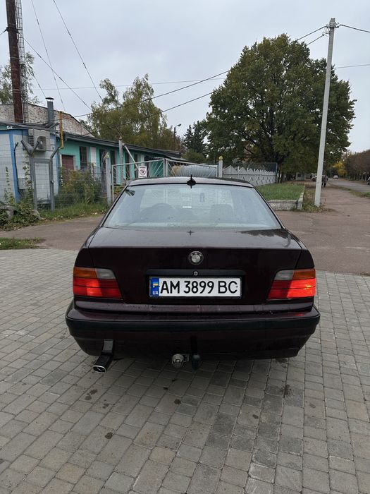 продам бмв е36 у хорошому стані