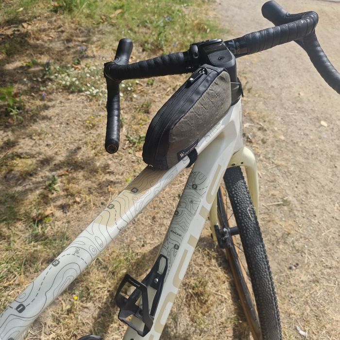 FOCUS ATLAS 8.8 Carbono