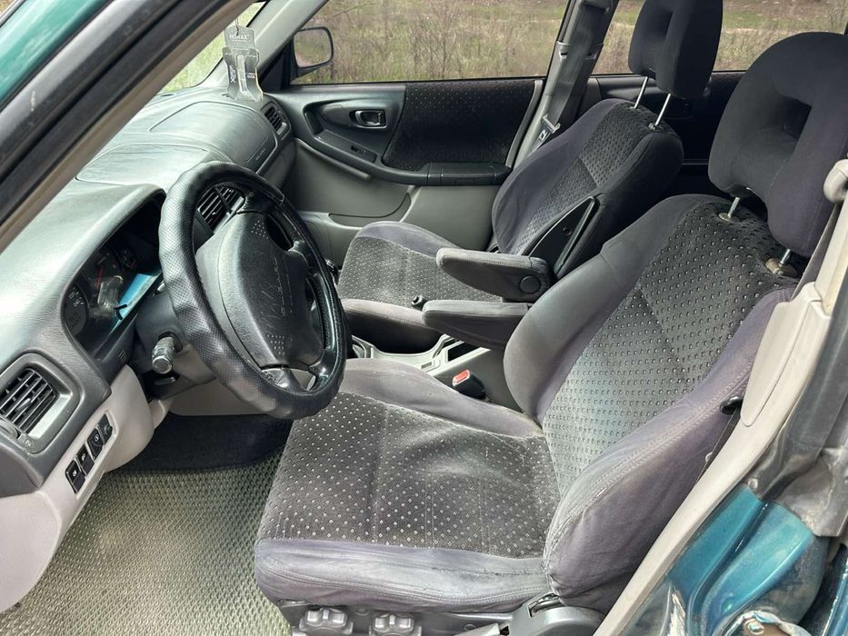 SUBARU Forester.