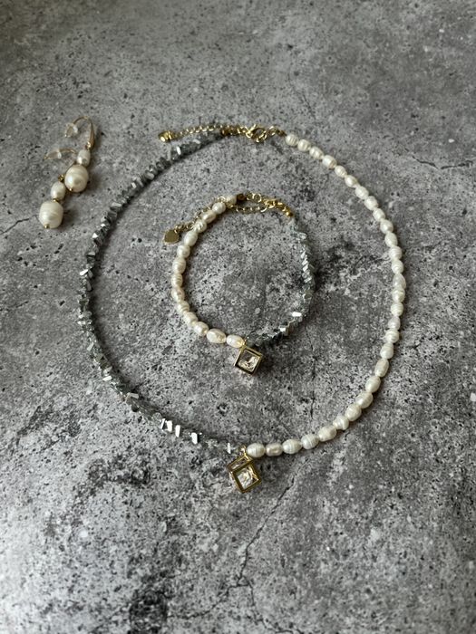 Набір  (чокер, браслет, сережки)