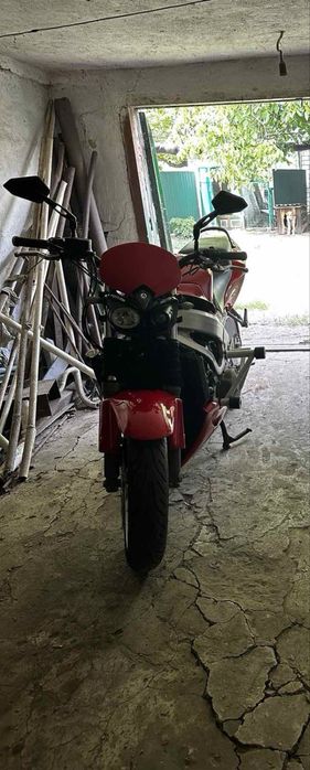 Honda cbr 600 f4