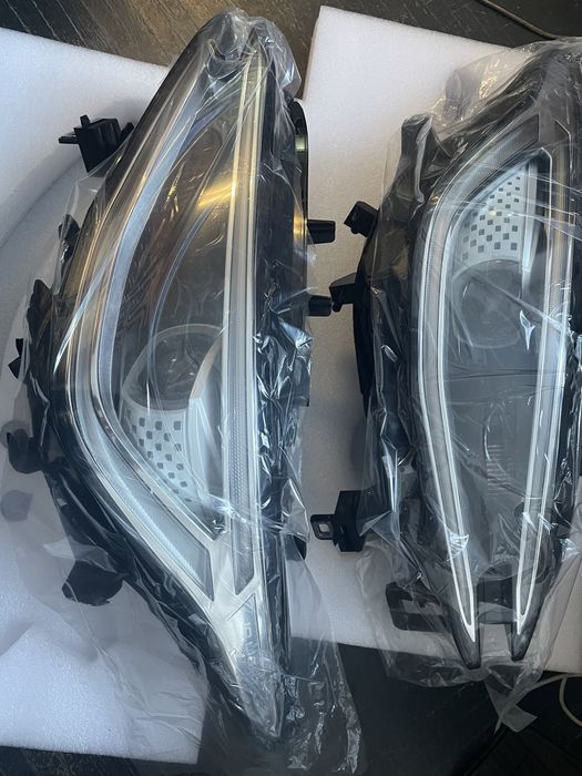 vw  id4x Фари передні , є будь-які запчастини до id4 id6 mnv ens1 enp