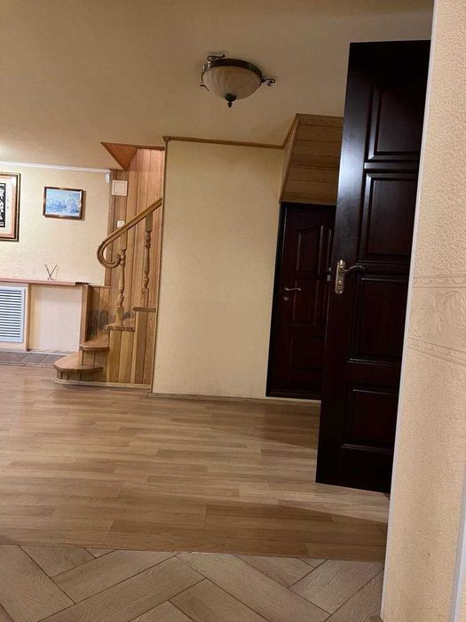 Продам 2-х этажный ДОМ ! Холодная Гора. Метро в 10 мин РОВНЫЙ уч-к