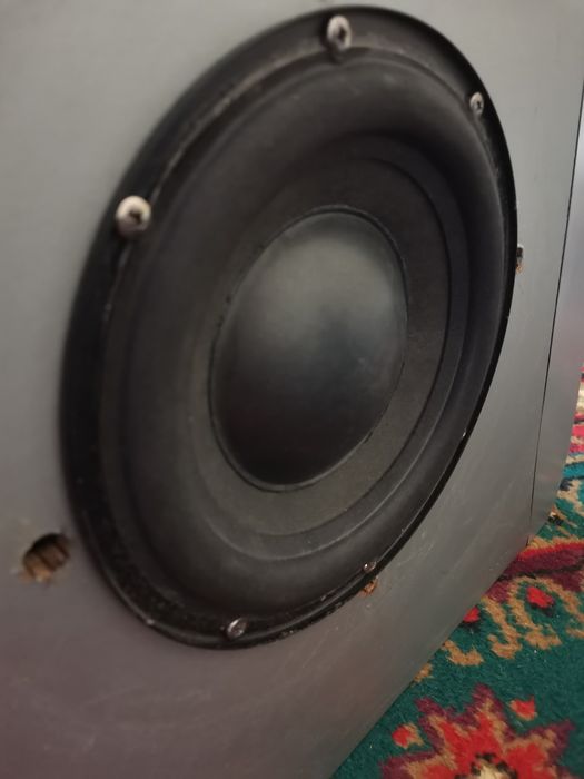 Продам сабвуфер LG в идеальном состоянии
