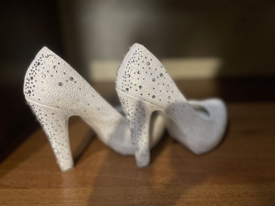 Весільні туфлі