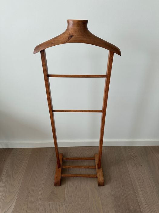 Criado Mudo/Cabide Alto Vintage restaurado