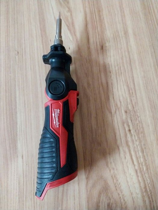 Milwaukee  M12SI
