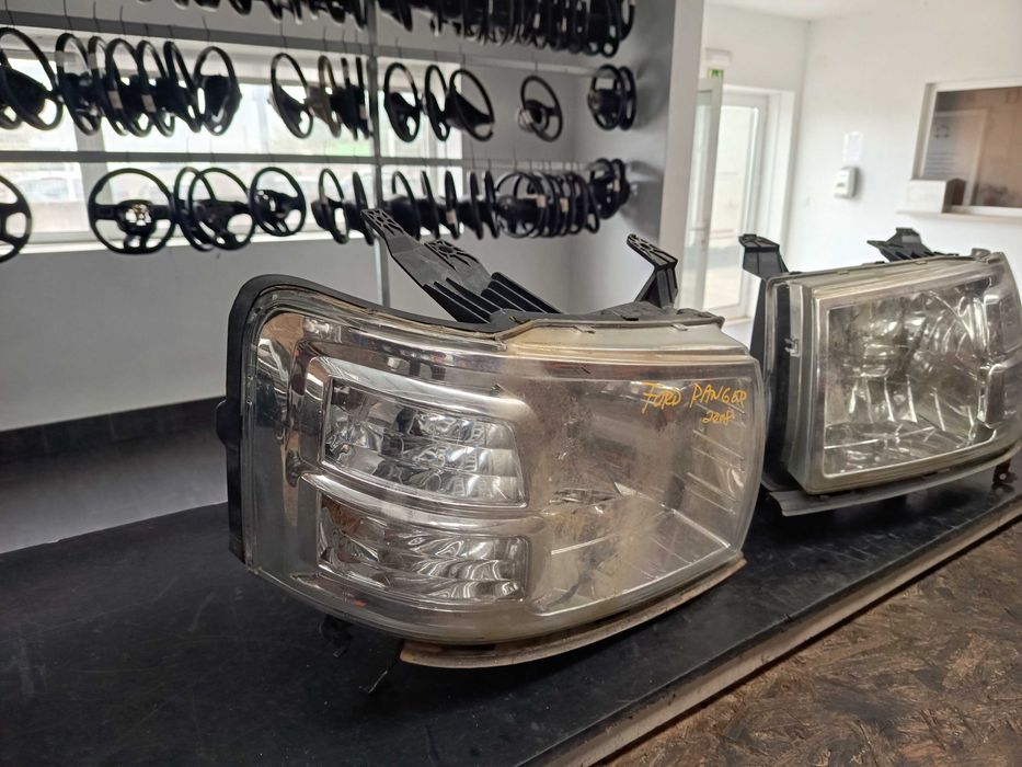 Farol frente  Ford Ranger ano 2008