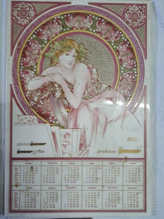 Coleção de calendários antigos de azulejo