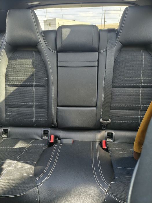 Mercedes GLA 180 automático