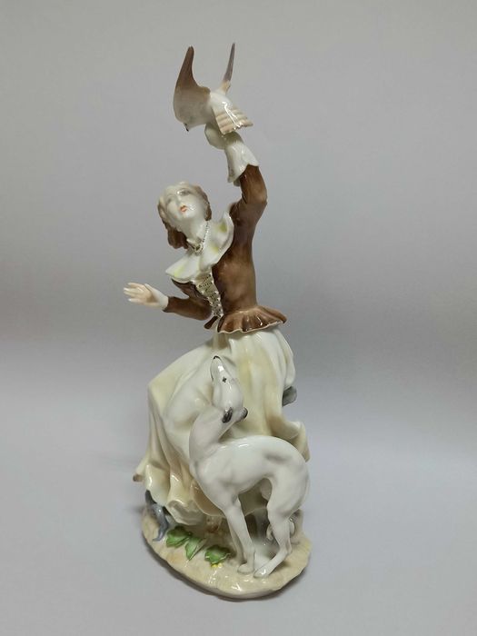 Sokolniczka, figurka Hutschenreuther, proj. H. Achtziger