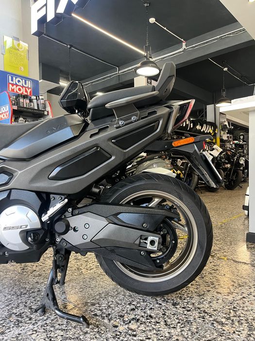 Kymco CV3 550 cc, de 2025 com 5523 Kms. Segura, Distinta, Carta de Carro