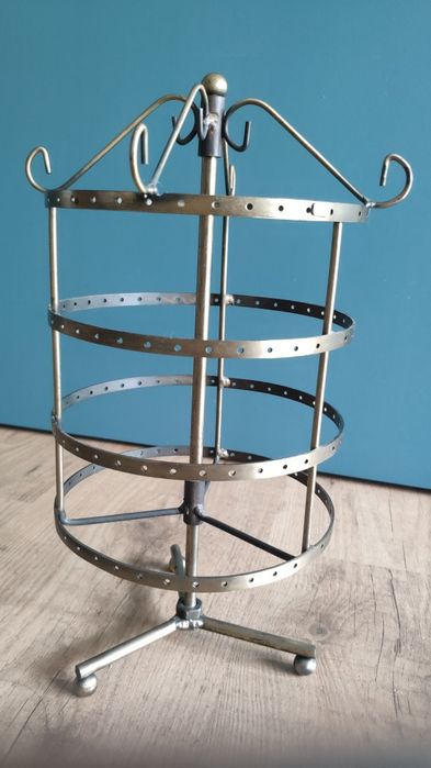 Dispensador para brincos