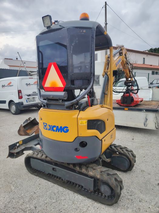 Mini Giratória XCMG XE 15