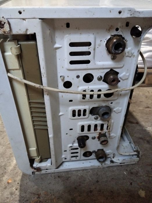 Двухконтурный газовый котел DEMRAD BK 0224CE Обслужен и настроен.