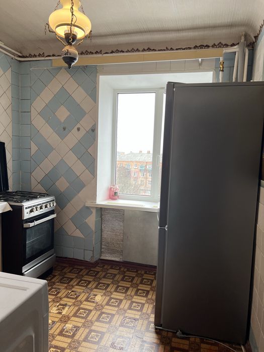 Продам 2 кімнатну кв ( бульвар Студентський)