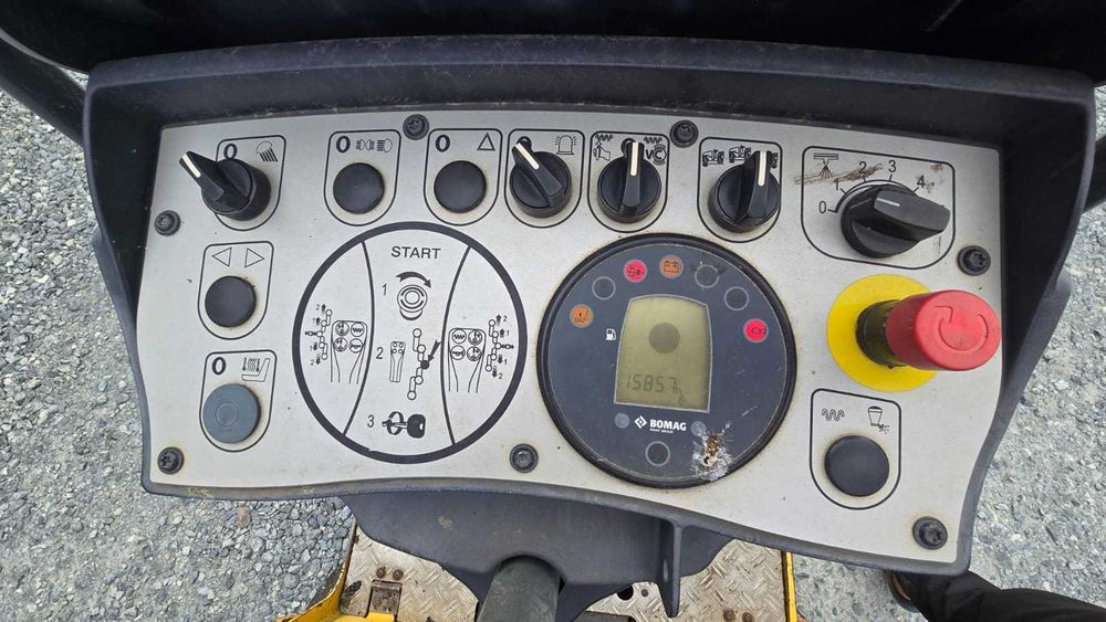 Walec Bomag BW 100 ADM-5 ( wacker Dynapac Weber Ammann Jcb)