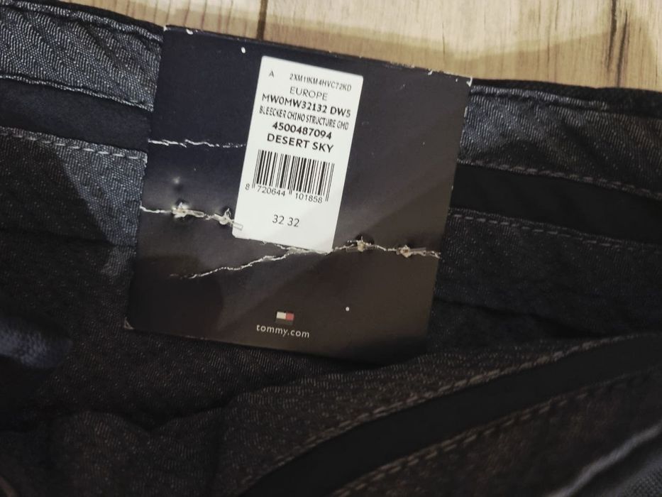 Нові штани Tommy Hilfiger, розмір32