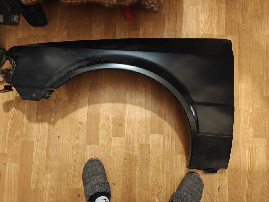 Крило ліве на Ford Escort mk4