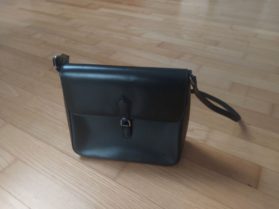 Listonoszka esprit w perfekcyjnym stanie