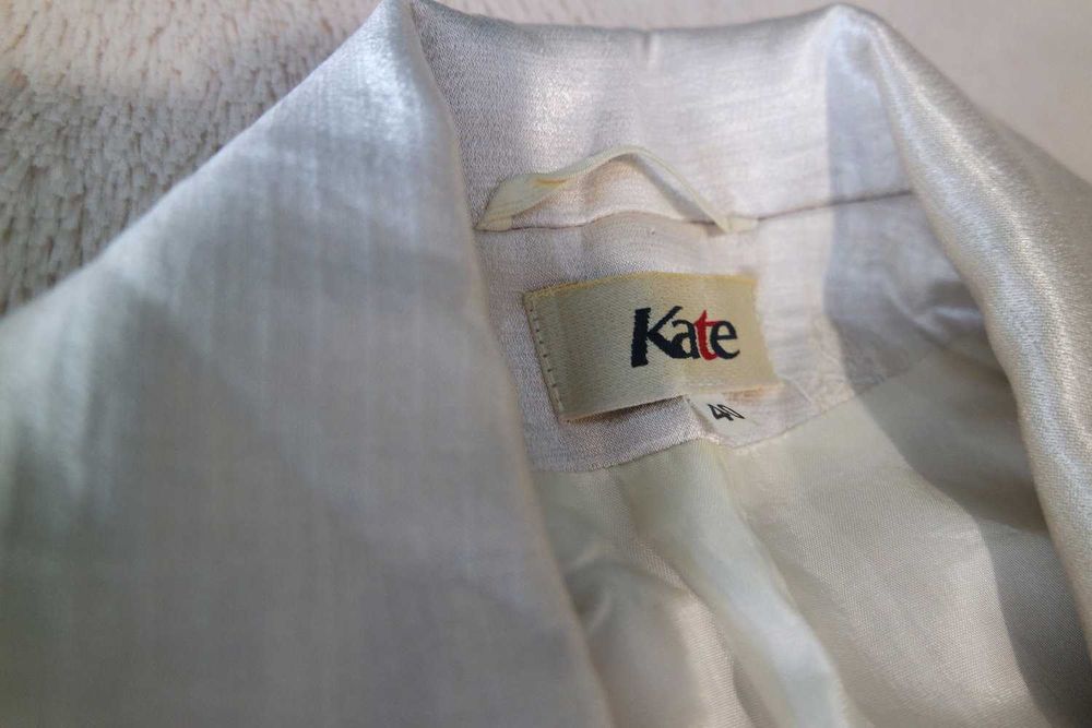 Garsonka ecru kwiaty elegancka wyjściowa 38/40 kostium damski