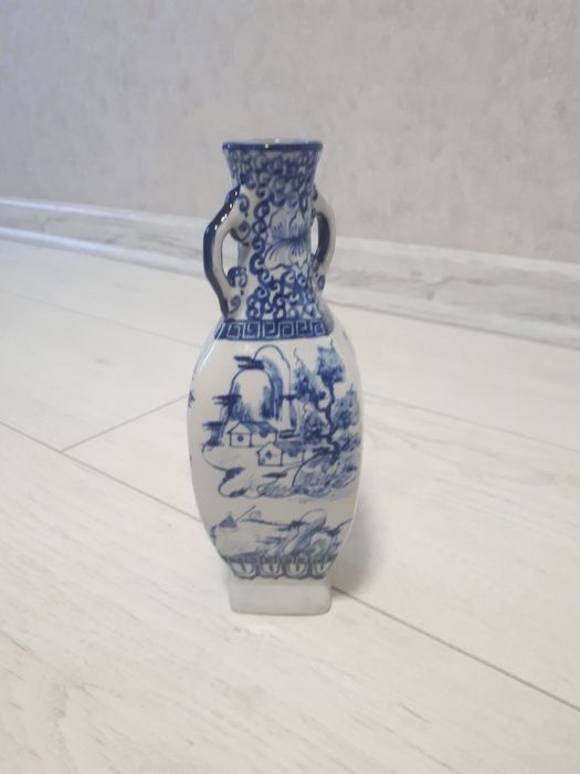 Продам вазу Вьетнам