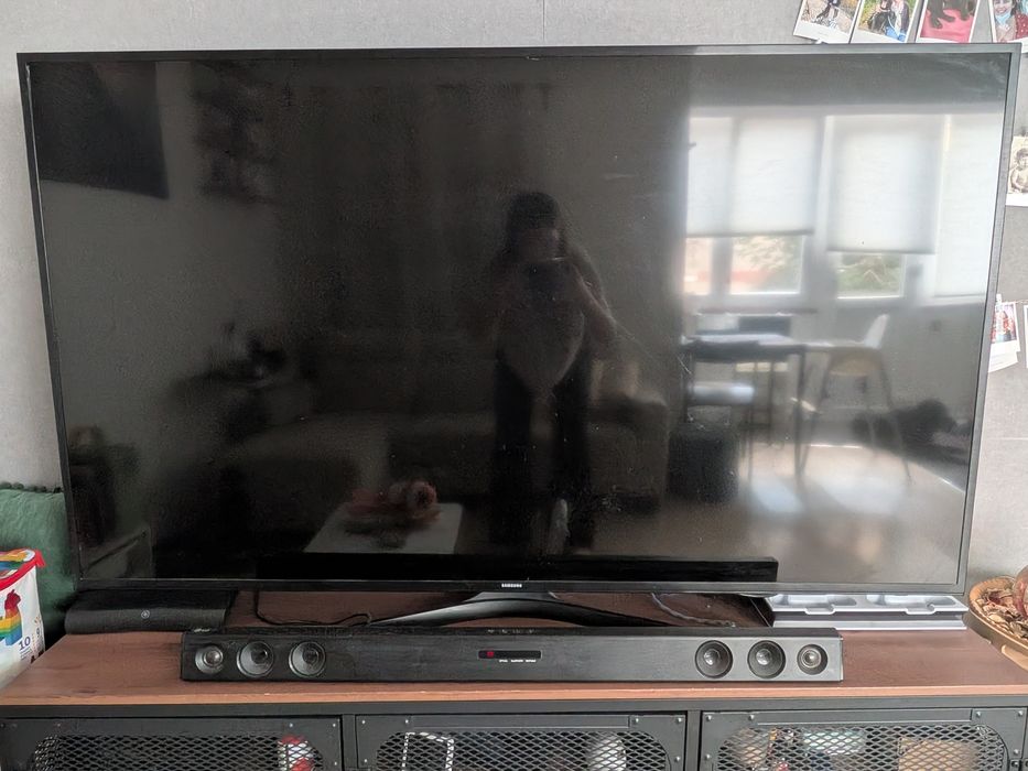 Conjunto TV + coluna som