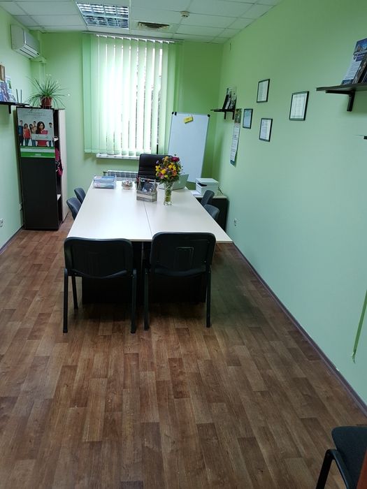 Меблі для офісу, зроблені під замовлення
