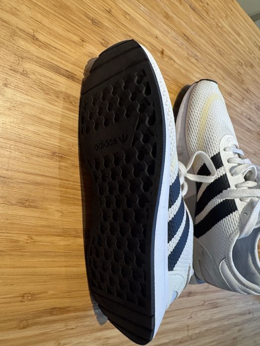 Tenis adidas 43,5