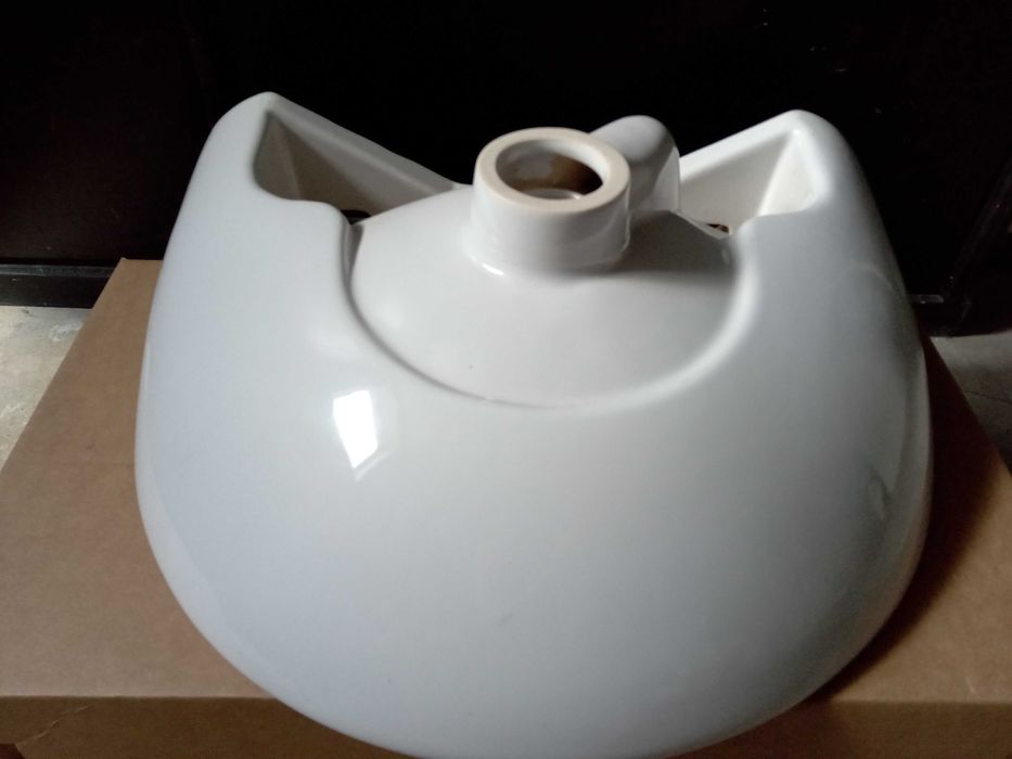 Sprzedam umywalkę Cersanit 45x35cm