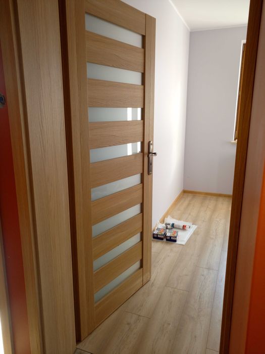 Drzwi wewnętrzne z montażem ościeżnice na wymiar MASKOWANIE futryn
