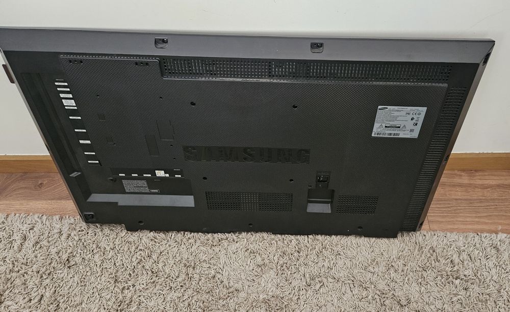 LCD Samsung 40 pol