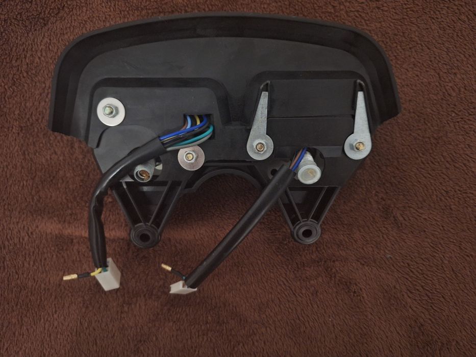 Vendo conta quilómetros e conta rotações Yamaha dtr DT XT/ manómetros